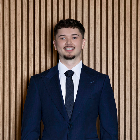agent headshot