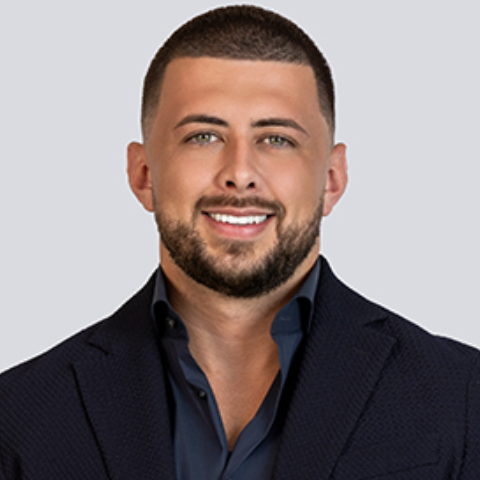 agent headshot