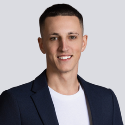 agent headshot