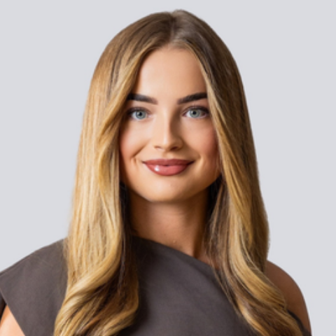 agent headshot