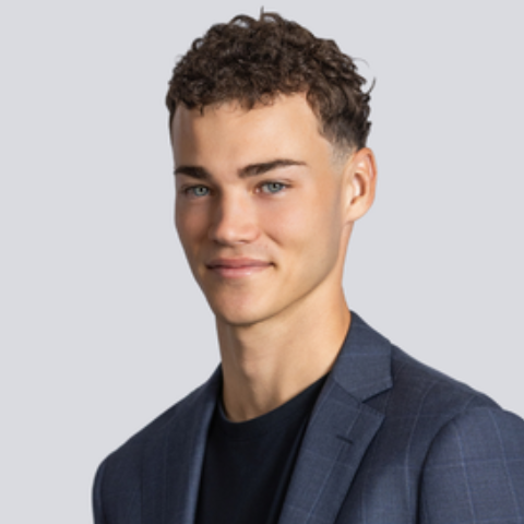 agent headshot