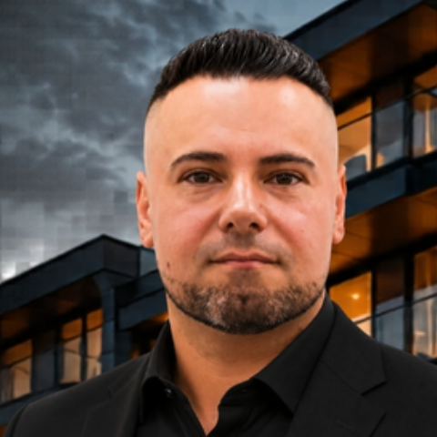 agent headshot