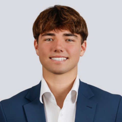 agent headshot