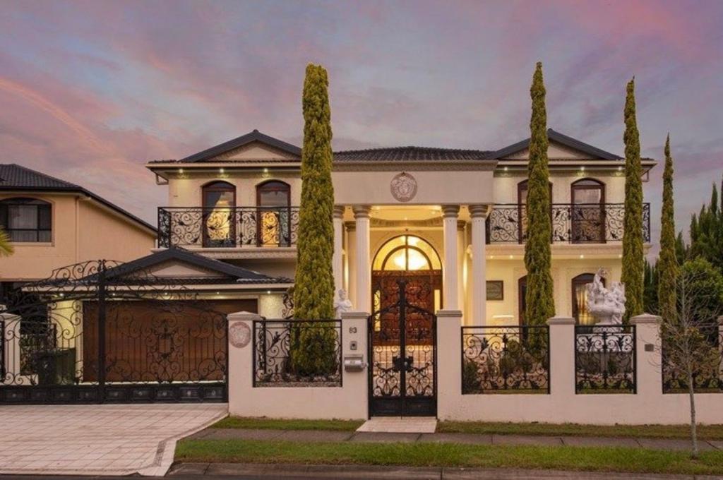 83 The Pkwy, Stretton, QLD 4116