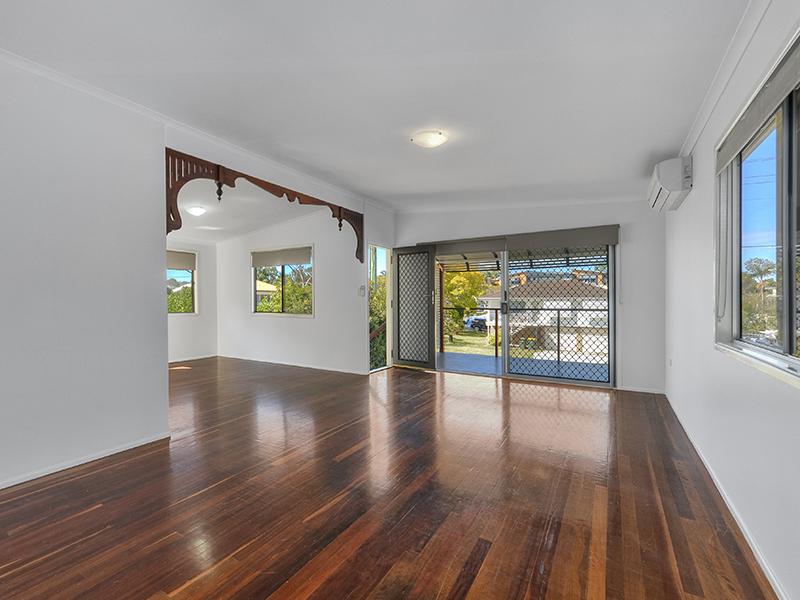 77 Bristol Rd, Kedron, QLD 4031