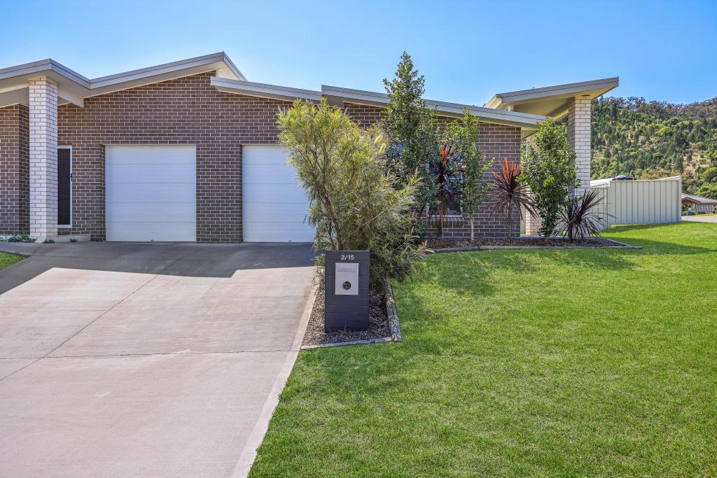 2/15 Scarborough Cl, North Tamworth, NSW 2340