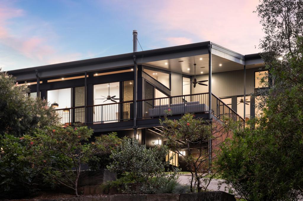 19 Coventry Ct, Mount Lofty, QLD 4350