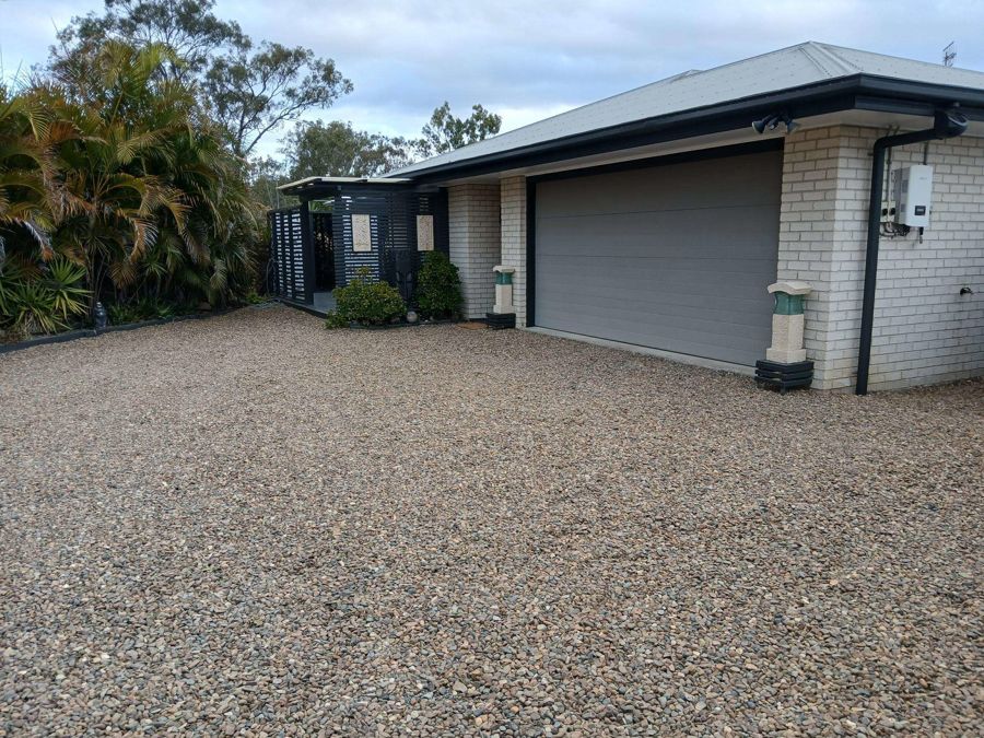 6 Walker Rd, Kinbombi, QLD 4601