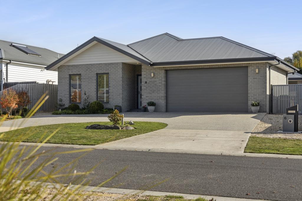 6 Jones Ct, Woodend, VIC 3442
