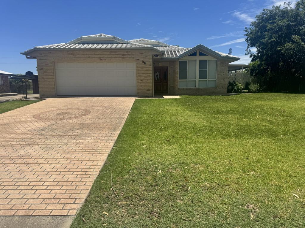 28 Rivergums Dr, Goondiwindi, QLD 4390