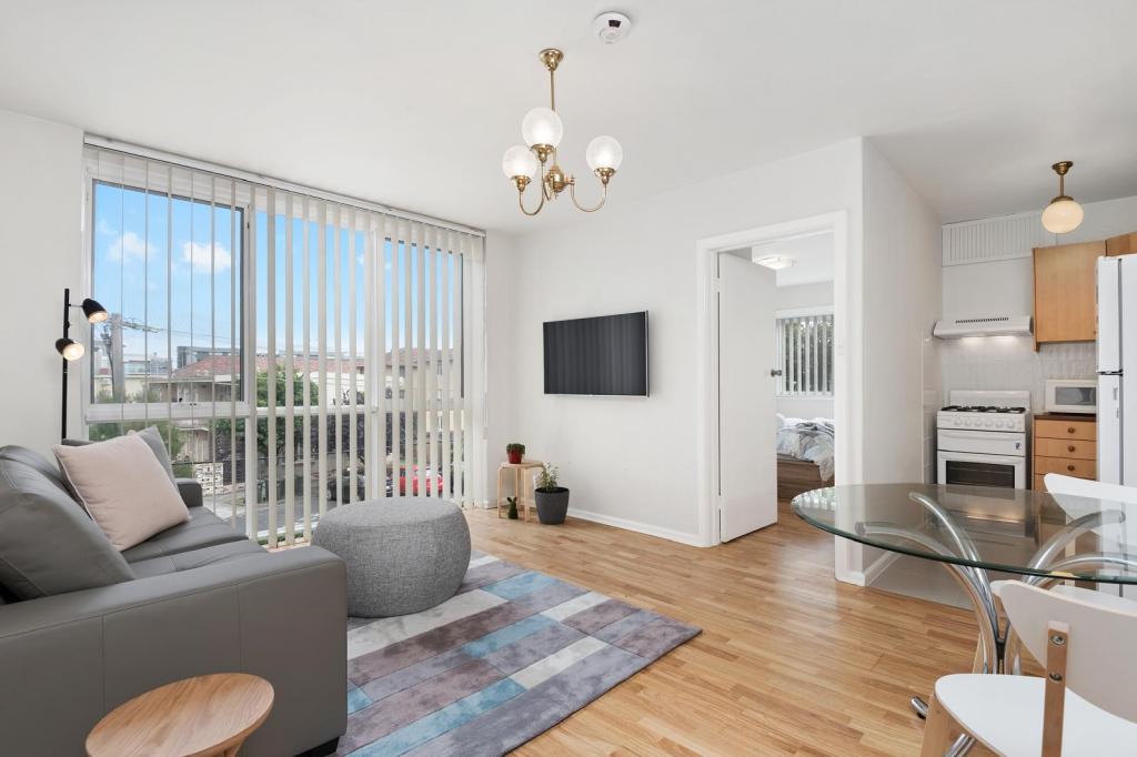 7/1 Fiona Ct, St Kilda, VIC 3182