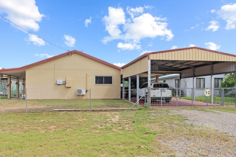 10 Jones Cres, Nome, QLD 4816