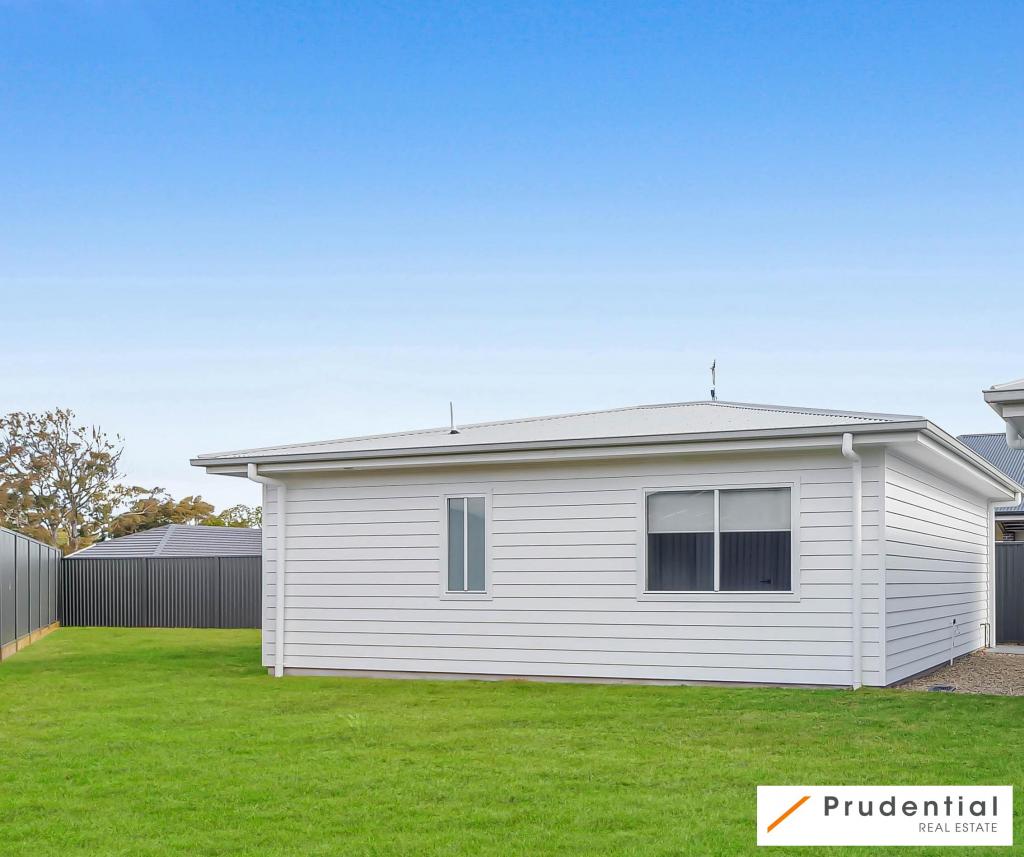 5 Wild Flower Pl, Tahmoor, NSW 2573