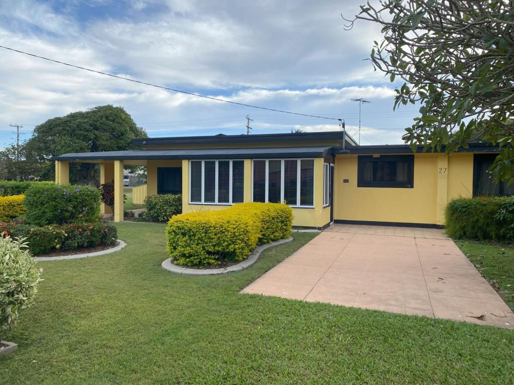 27 Owen Jenkins Dr, Sarina Beach, QLD 4737