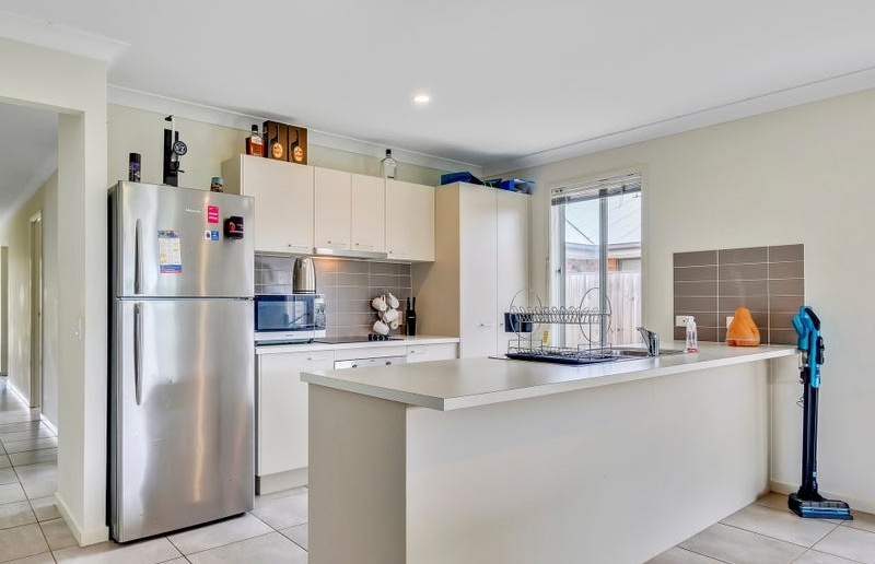1037 Samford Rd, Leichhardt, QLD 4305