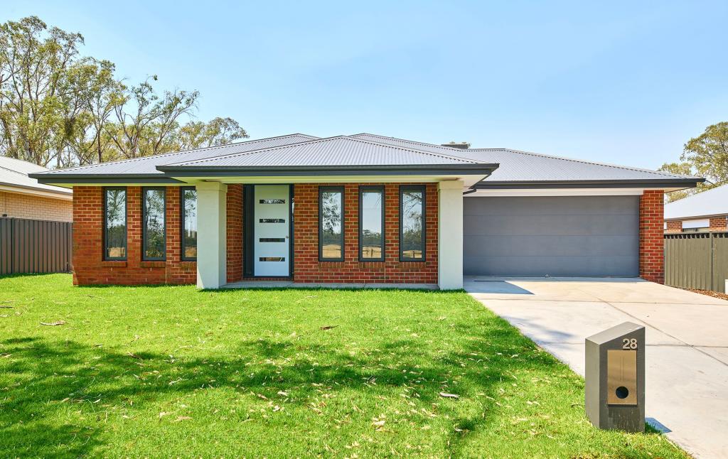 28 PATTERSON ST, HEATHCOTE, VIC 3523