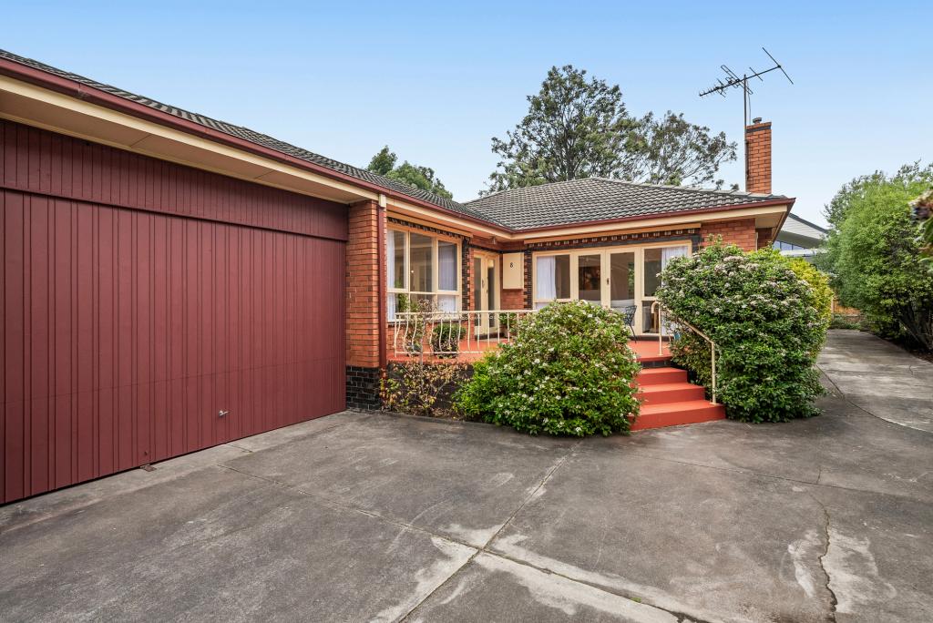 8 Iris Ct, Blackburn North, VIC 3130