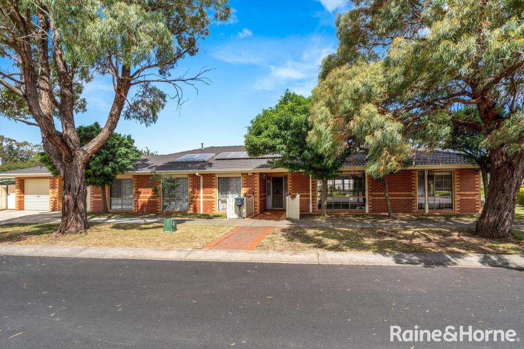 6 Kerri Ct, Sunbury, VIC 3429