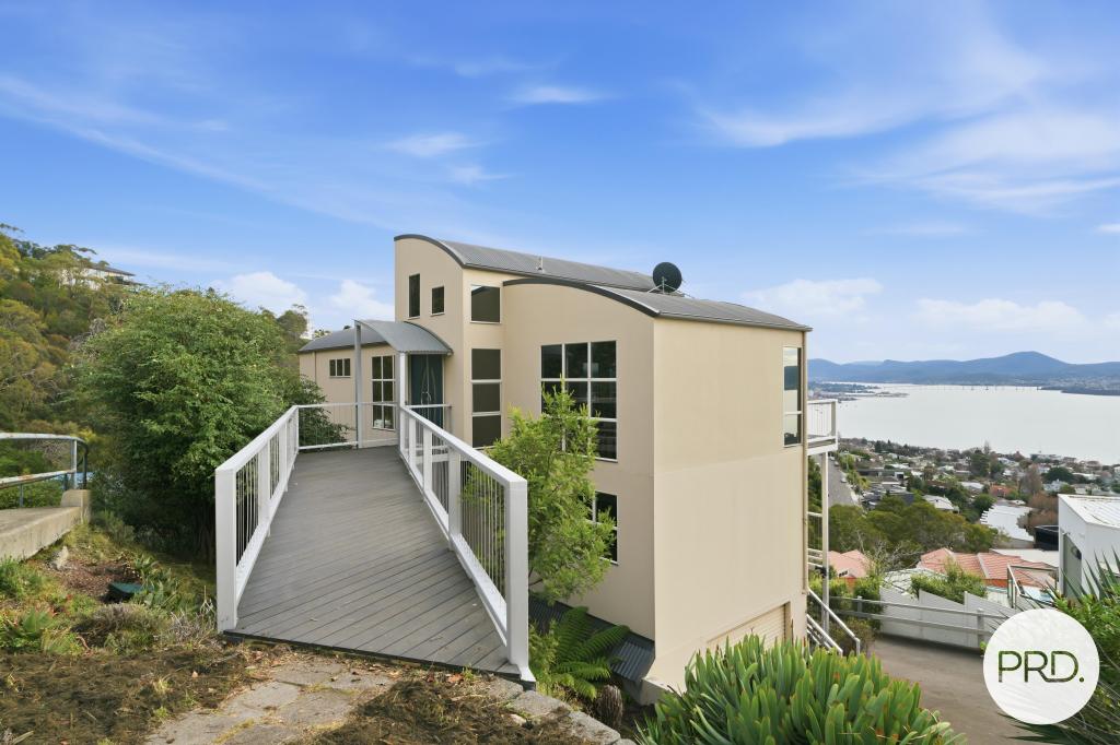 1/18 Date Ct, Sandy Bay, TAS 7005