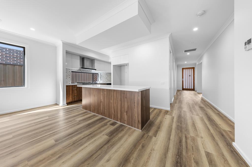 45 Mudrooroo Cct, Kalkallo, VIC 3064