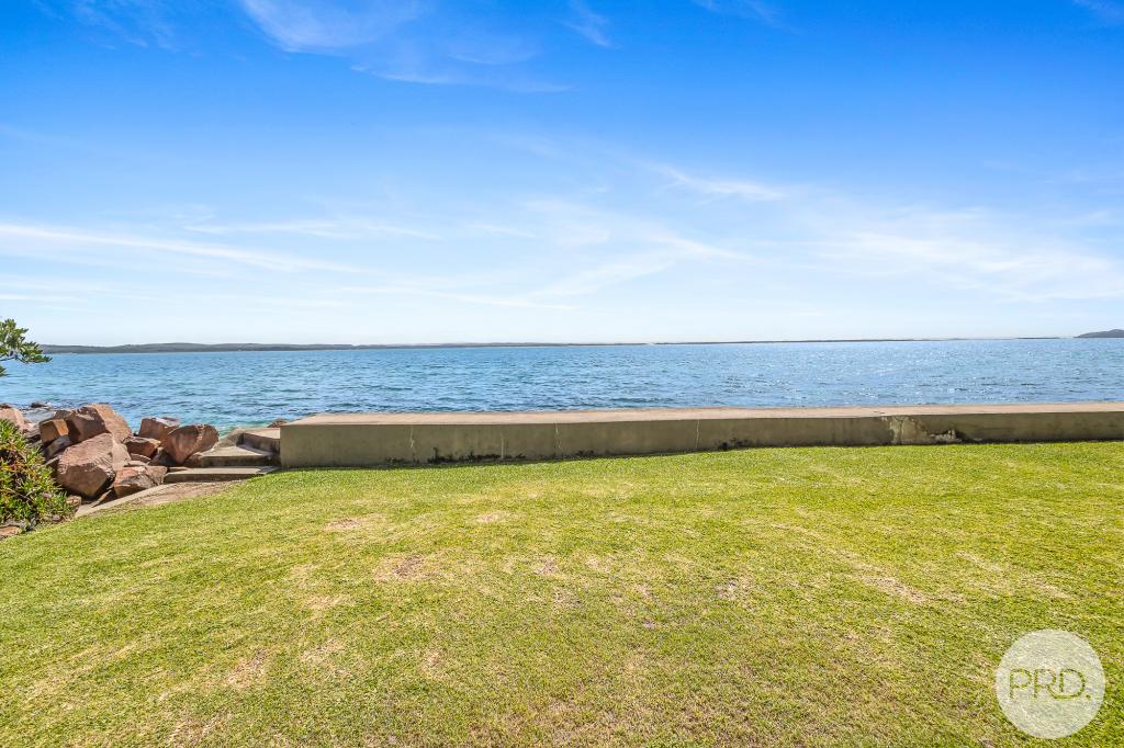 2/32 SANDY POINT RD, CORLETTE, NSW 2315