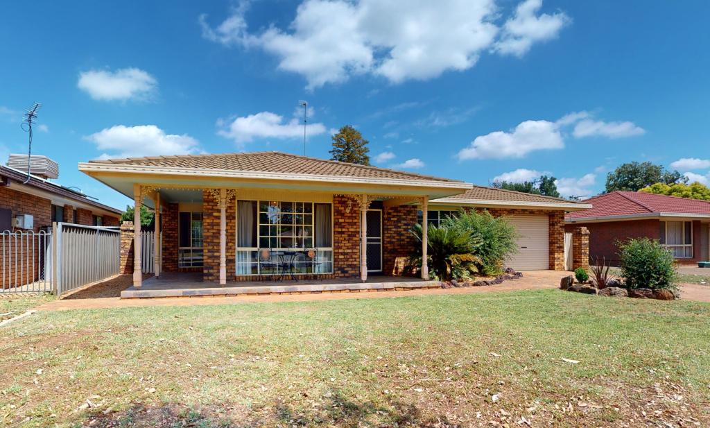 7 Hellyer Ct, Dubbo, NSW 2830