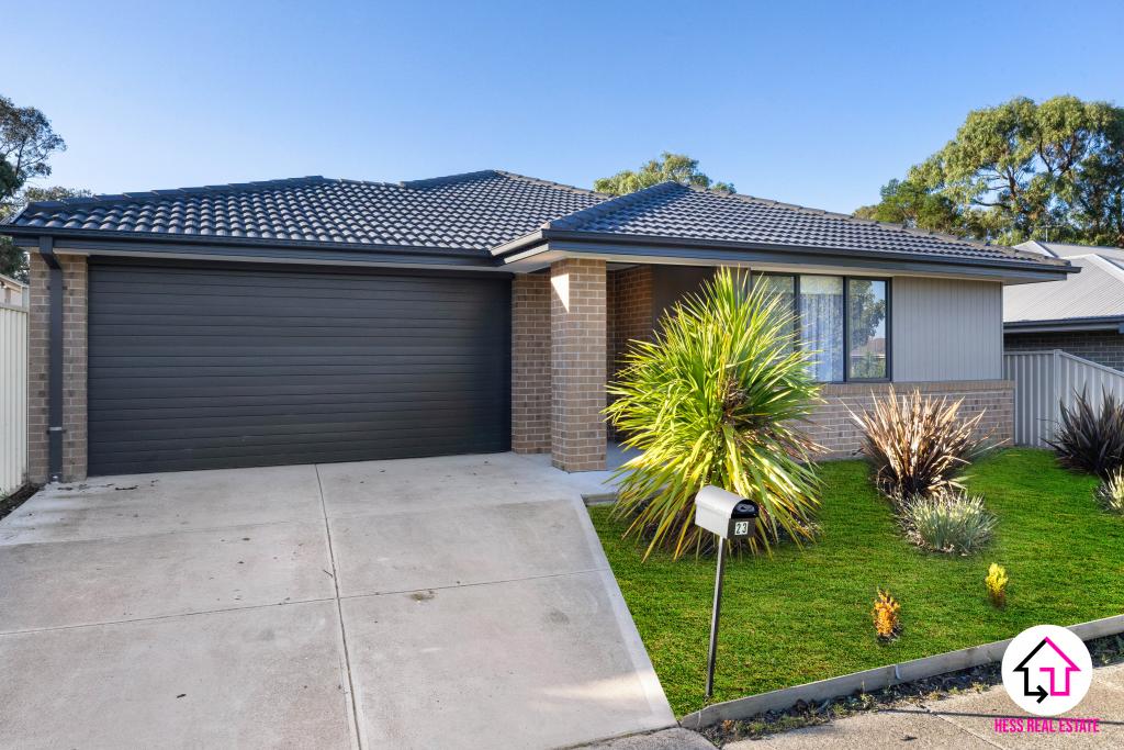 23 ALEXANDER AVE, WALLAN, VIC 3756