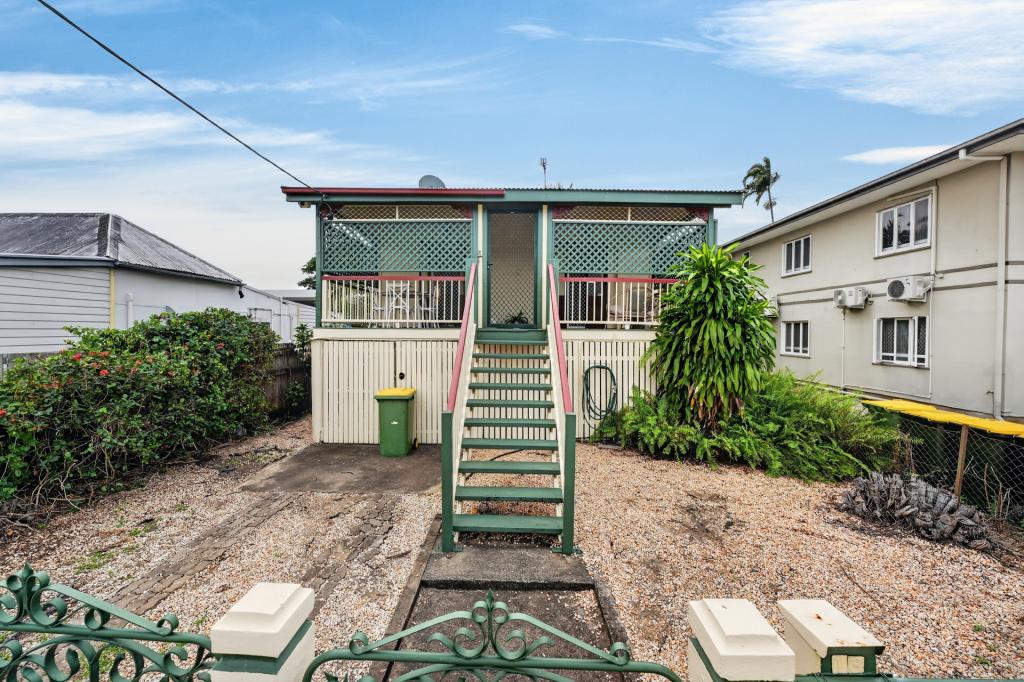 13 Humphrey St, West End, QLD 4810