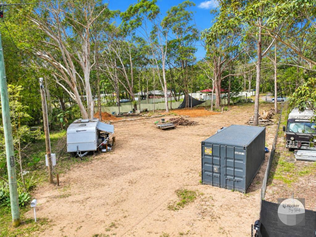 2 Bowen Ave, Russell Island, QLD 4184