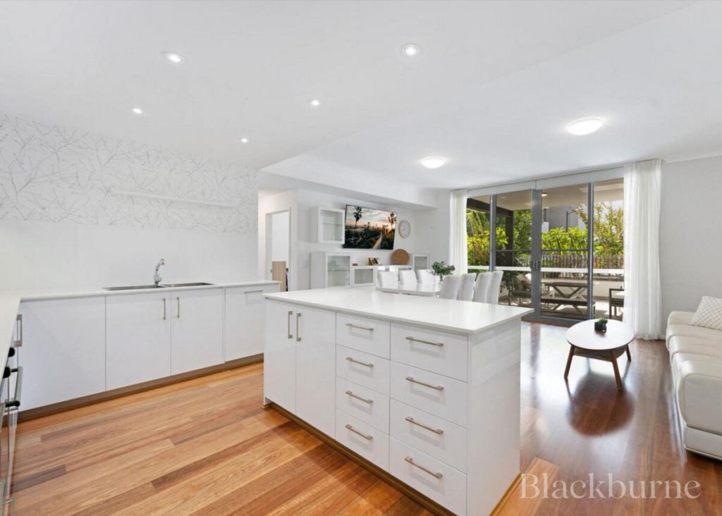 9/2 Wembley Ct, Subiaco, WA 6008