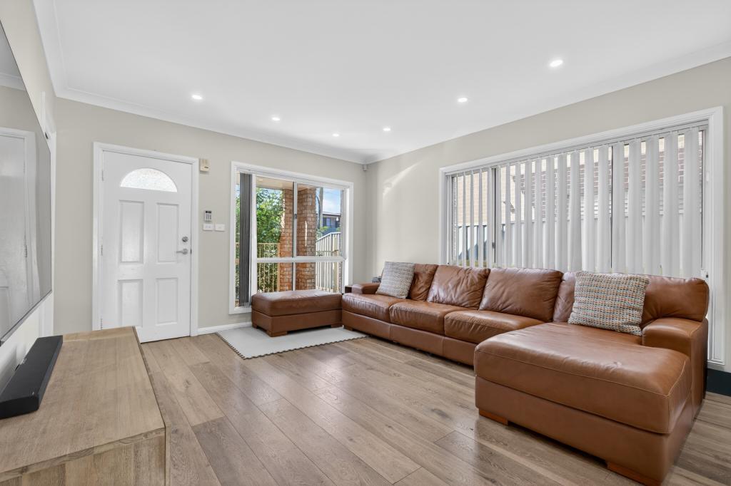 70 Magowar Rd, Girraween, NSW 2145