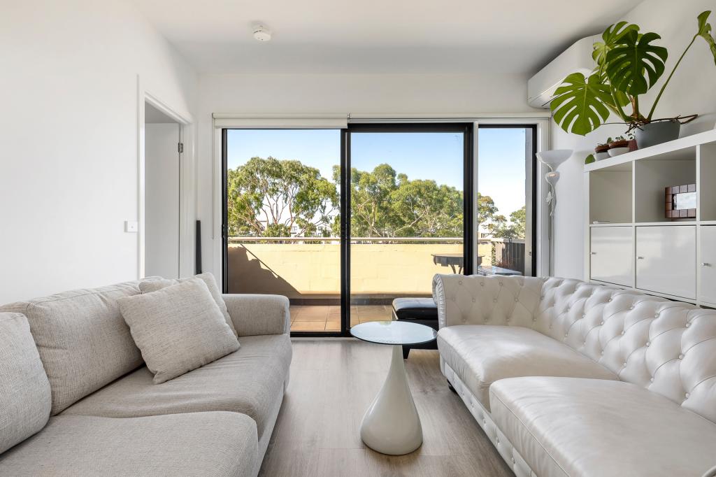 17/2 Greenfield Dr, Clayton, VIC 3168