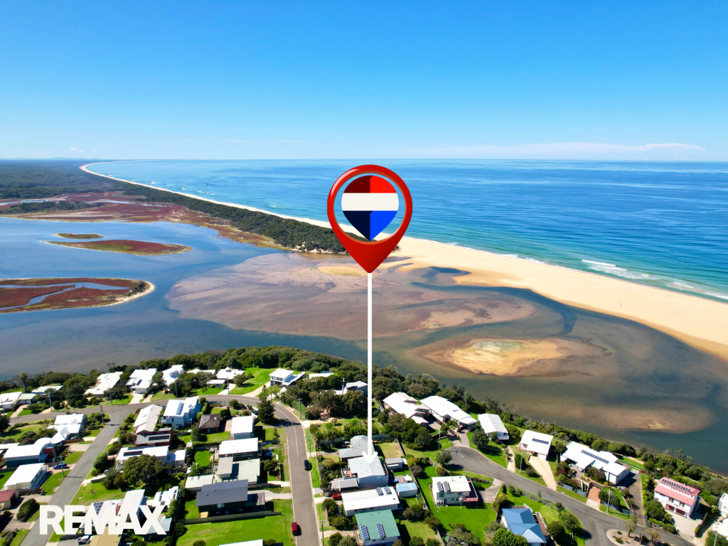 32 Lakeside Dr, Lake Tyers Beach, VIC 3909