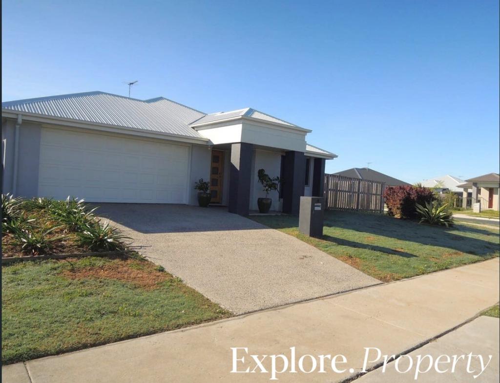 4 Scarborough Cct, Blacks Beach, QLD 4740