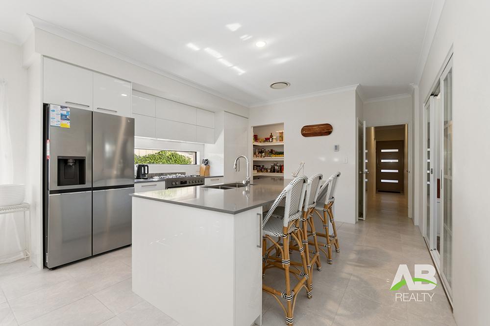 9a Huntsville Ct, Wanneroo, WA 6065