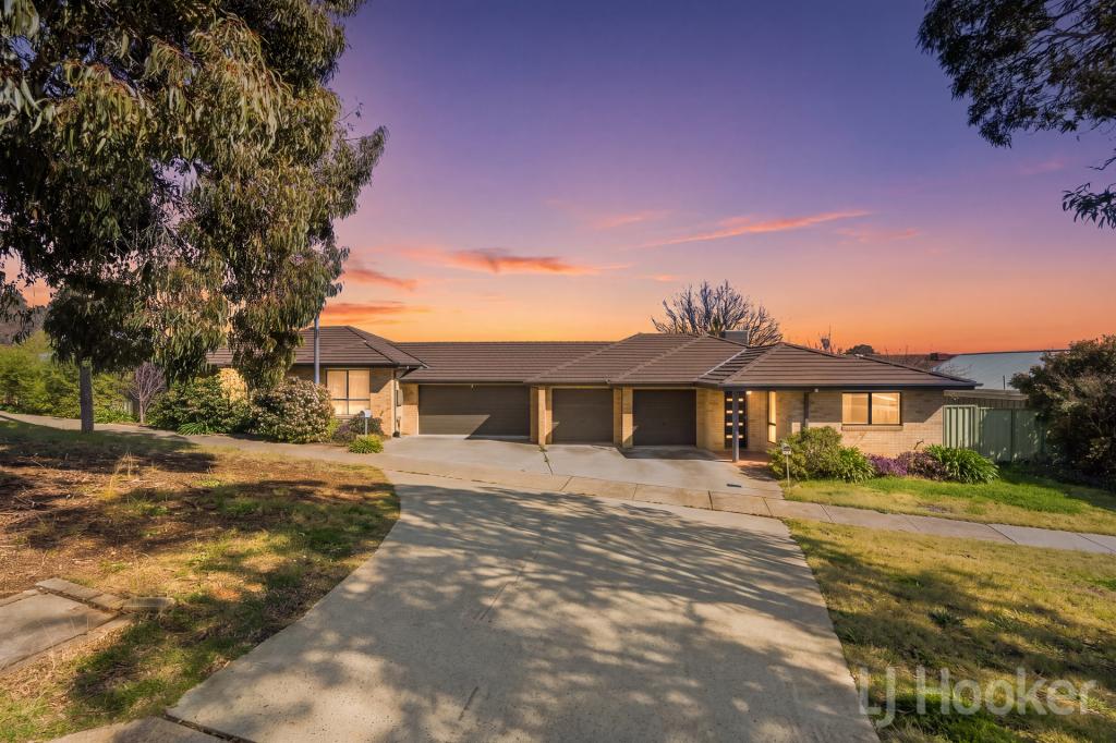 1 & 2/25 CREST RD, CRESTWOOD, NSW 2620