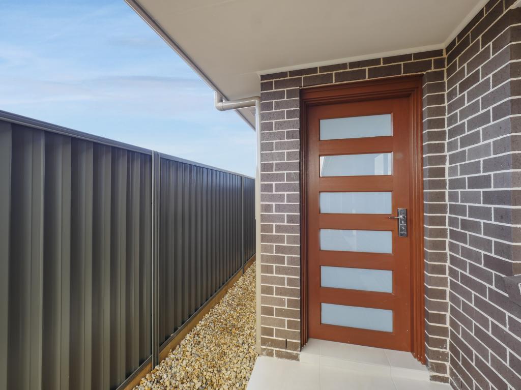 5a Arena St, Spring Farm, NSW 2570