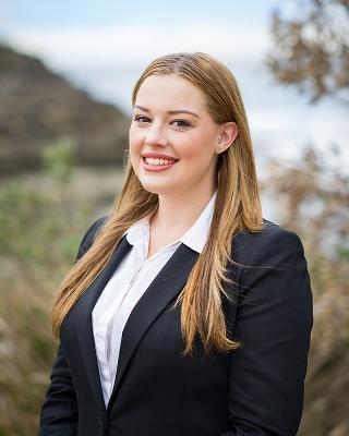 agent headshot
