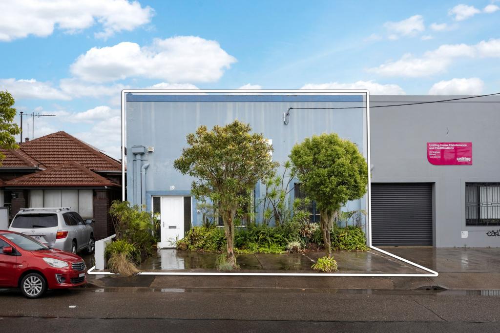 19 Shirlow St, Marrickville, NSW 2204