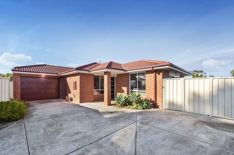 2/9 Phillip St, Melton South, VIC 3338