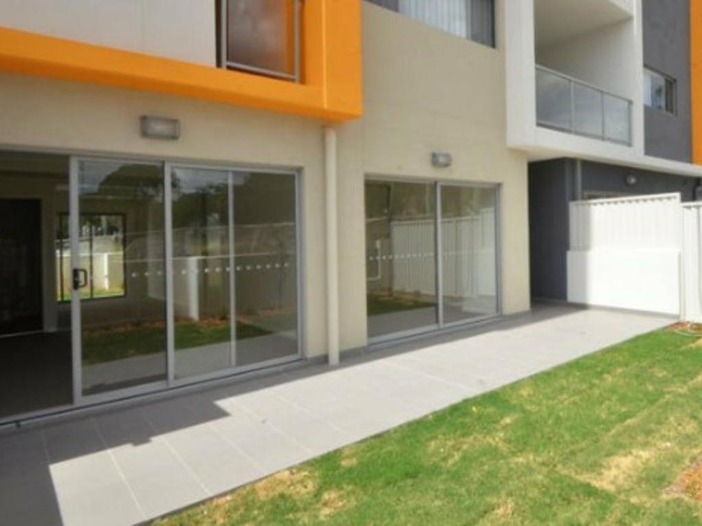 2/48-52 Warby St, Campbelltown, NSW 2560