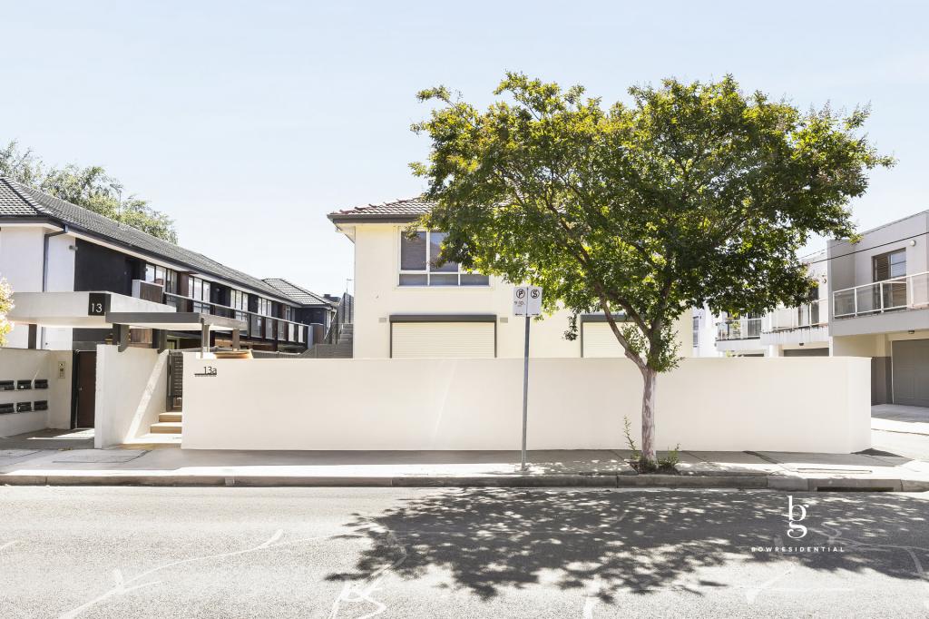 2/13a Lewisham Rd, Windsor, VIC 3181