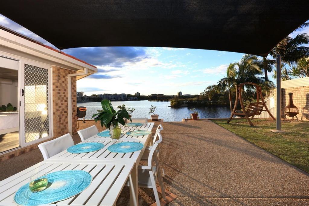 11 Northwestern Ct, Varsity Lakes, QLD 4227