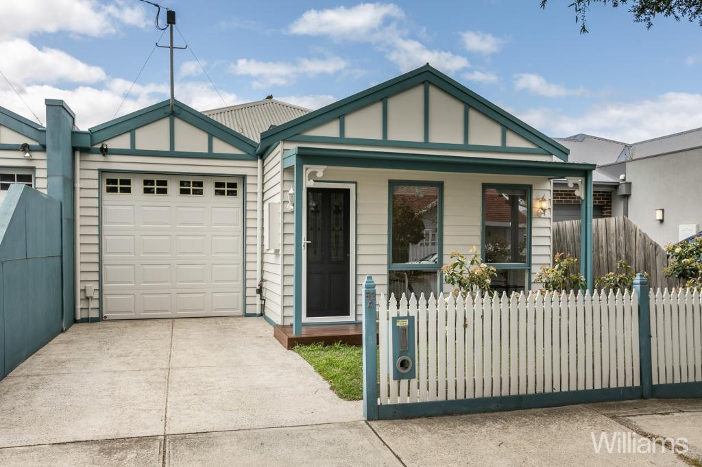 82a Maddox Rd, Newport, VIC 3015