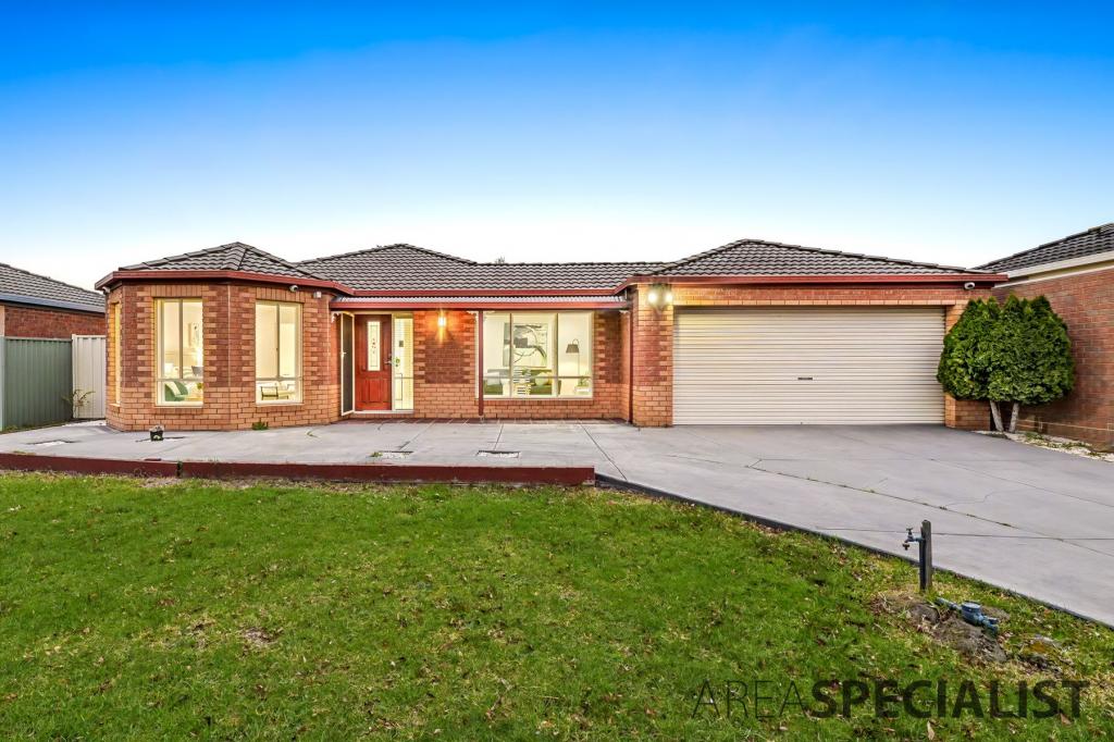 11 THISTLEWOOD PL, CRANBOURNE EAST, VIC 3977