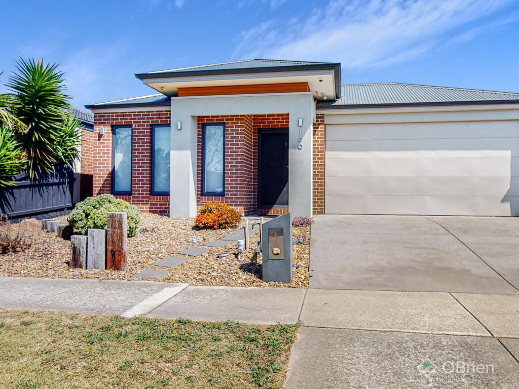 100 GLENELG ST, CLYDE NORTH, VIC 3978
