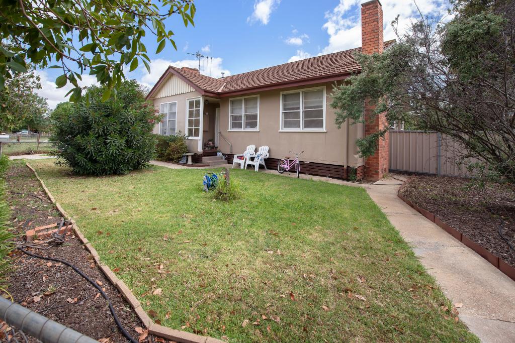 8 Mundle Ave, Swan Hill, VIC 3585