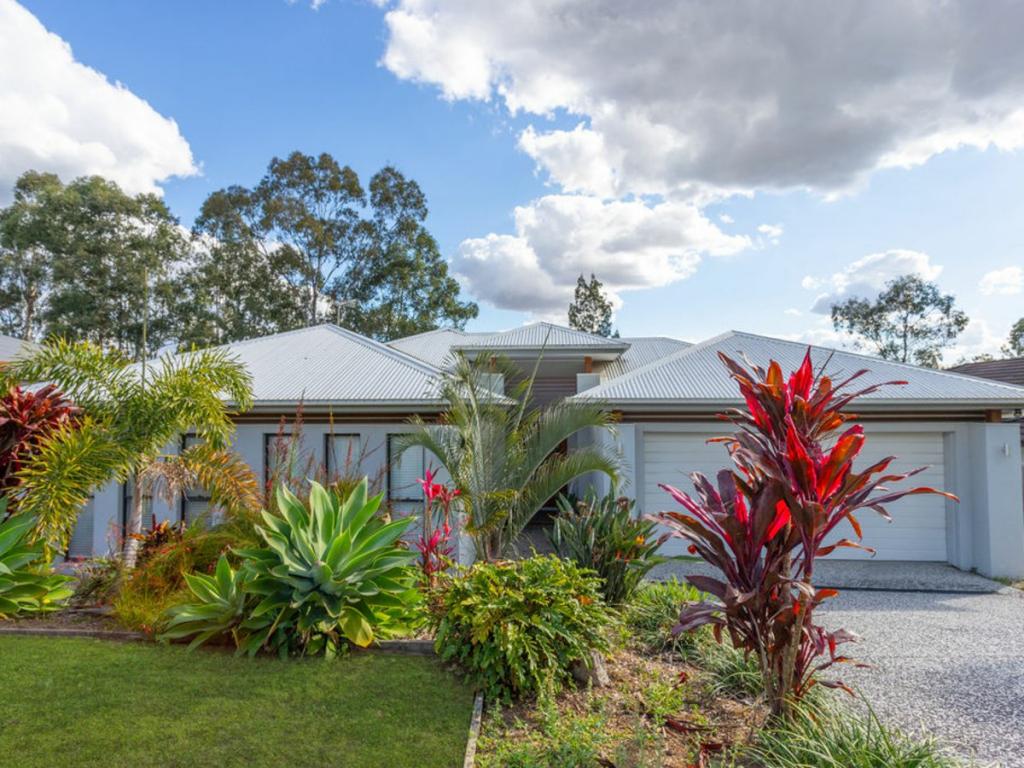11 Waterhousia Cres, Brookwater, QLD 4300