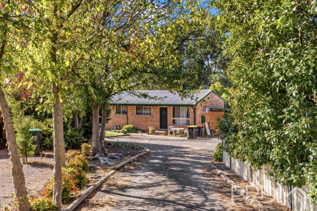 11c & 11d Hume Pl, Tumut, NSW 2720