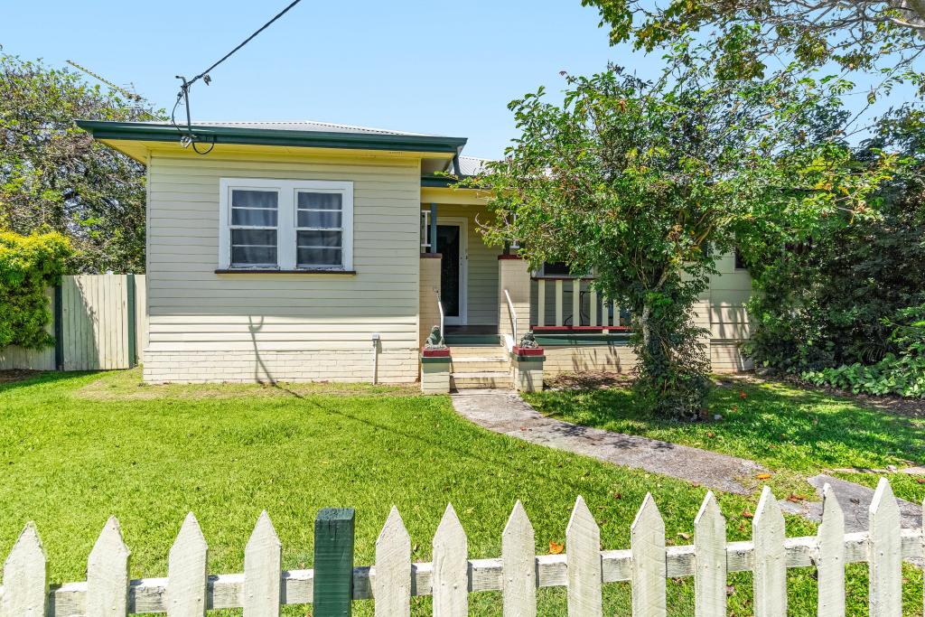 14 Howard St, Maclean, NSW 2463